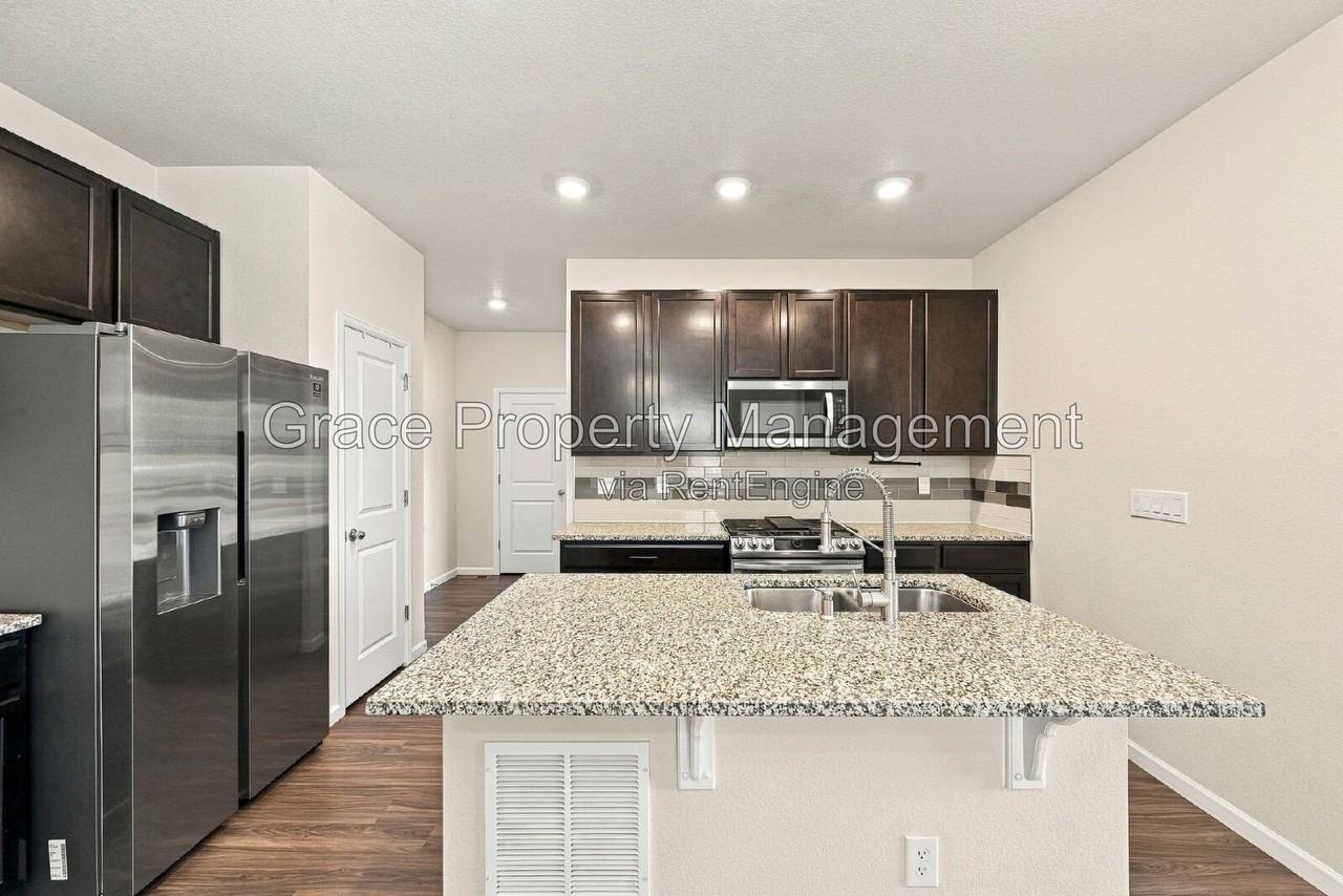 5332 Blue Lunar Ln - Photo 7 of 46