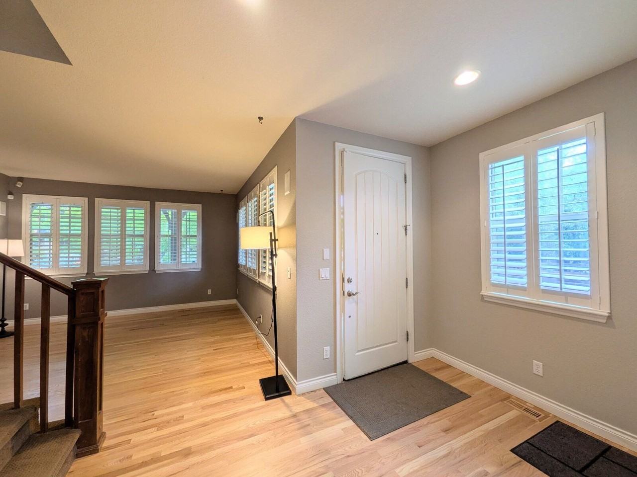 2927 Akron Ct - Photo 5 of 27