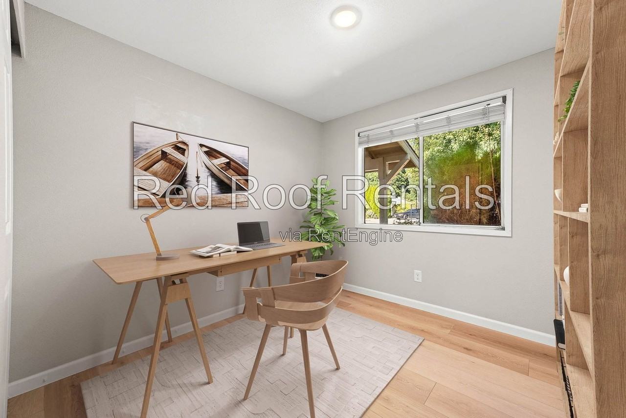 307 Whitesell Ct Nw - Photo 4 of 36