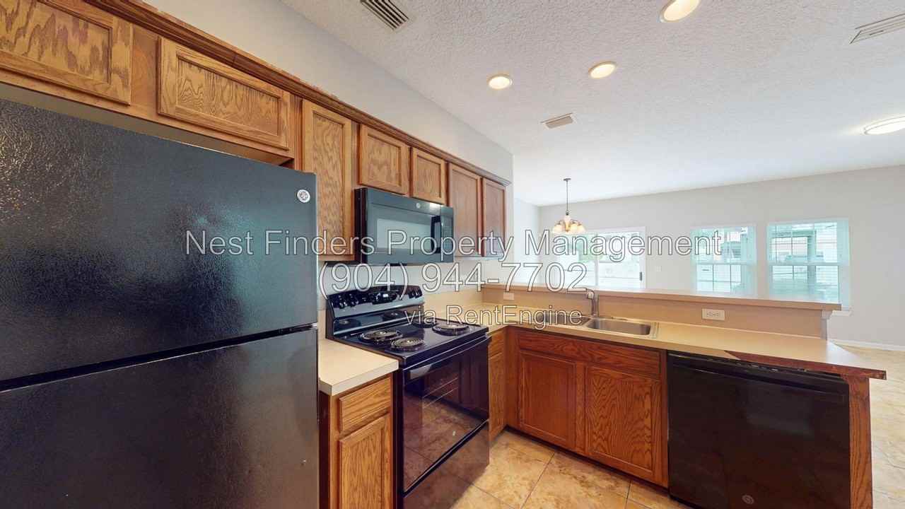 1689 Biscayne Bay Cir - Photo 5 of 22