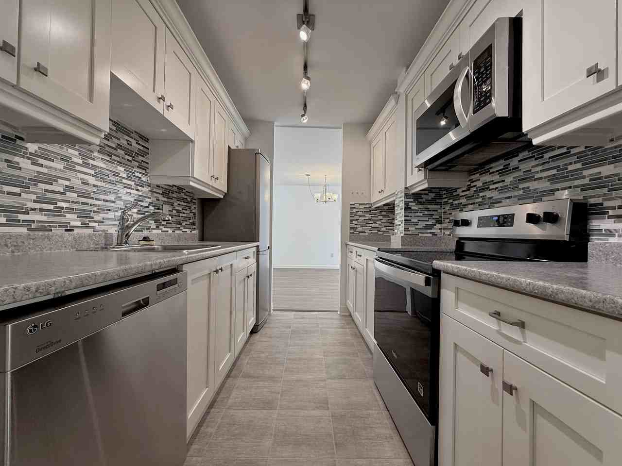 1850 Southmere Crescent East #2xx - Photo 3 of 21