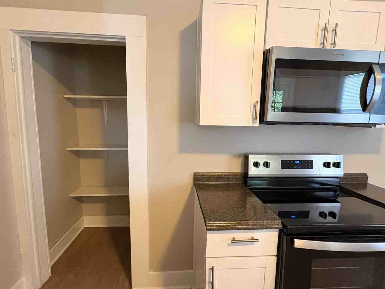 992 N 9th St #992 - Photo 6 of 14