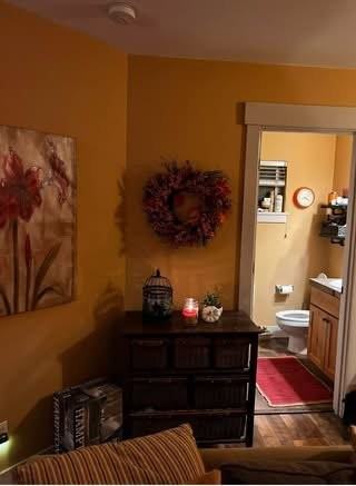 345 Se Silvis Ln #2 - Photo 5 of 9