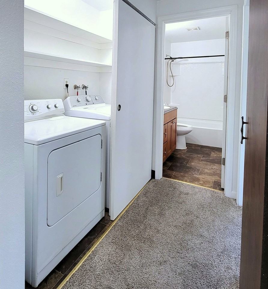 4031 S Warner St #3 - Photo 7 of 13