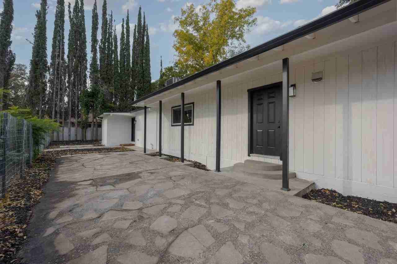 1535 Hobson Ave - Photo 4 of 15