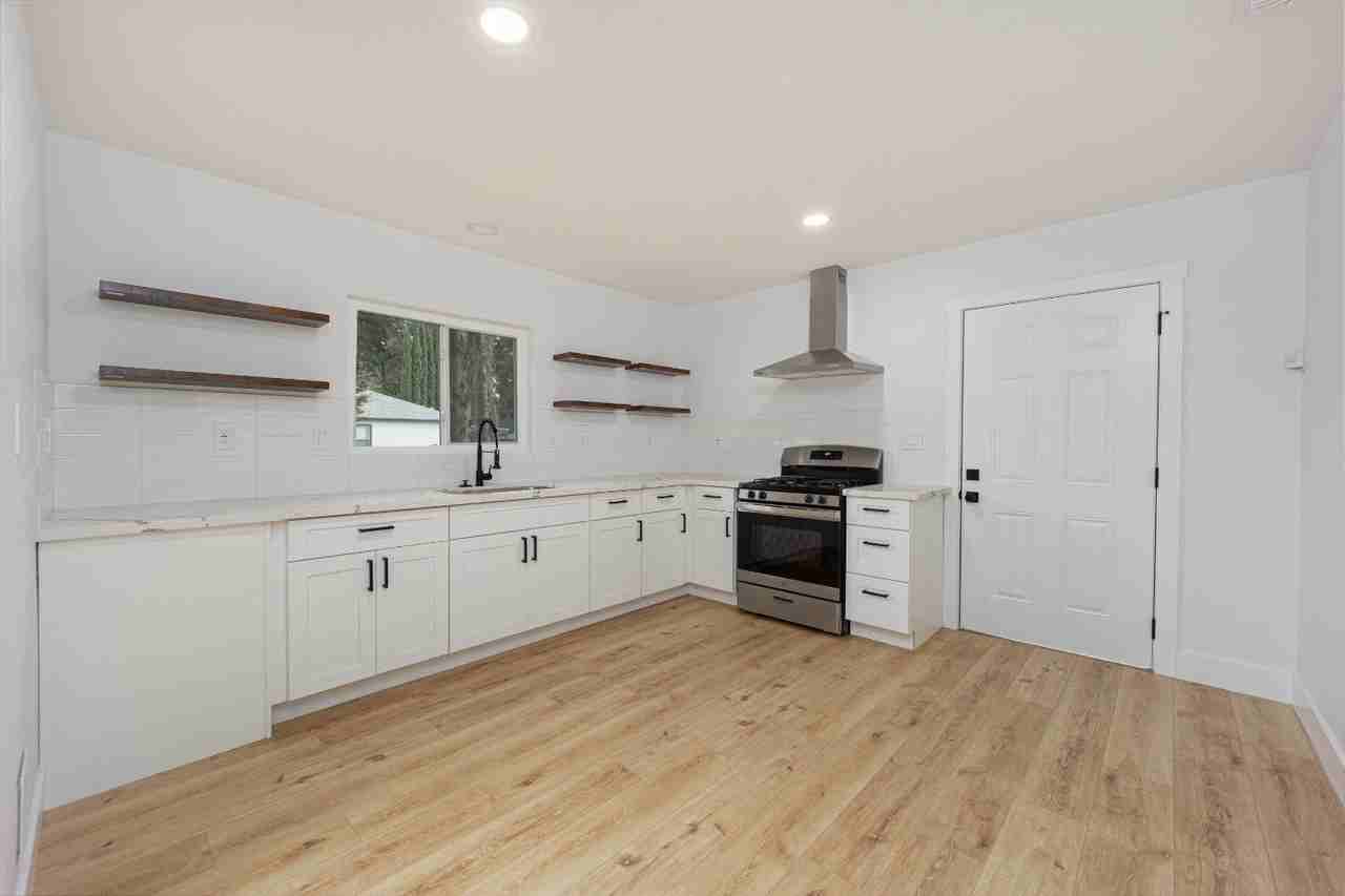 1535 Hobson Ave - Photo 7 of 15