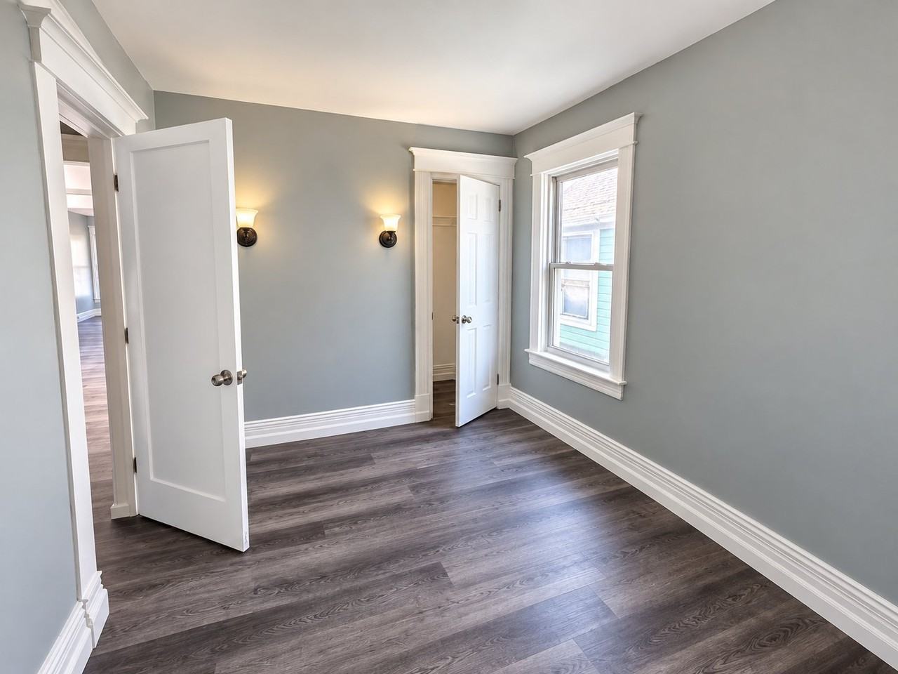 339 Hoyt St #2 - Photo 4 of 8