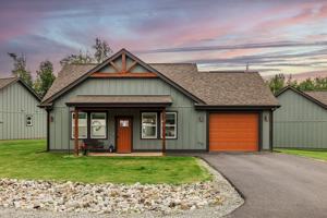 featured image of 761 W Stoneridge Cir #3