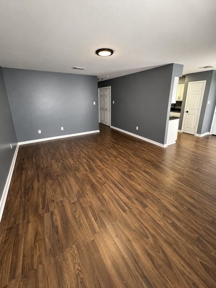 4017 Jupiter Dr - Photo 2 of 12