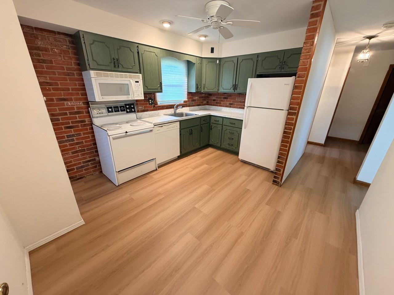 4032 Dolbil Dr - Photo 2 of 14