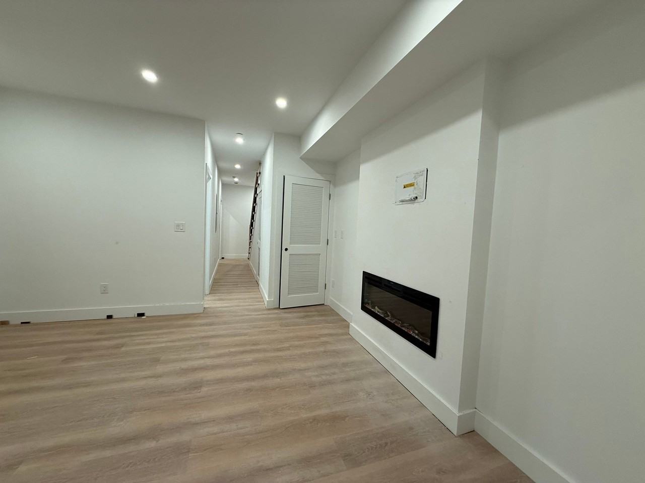 75 Floral St #1 - Photo 3 of 9