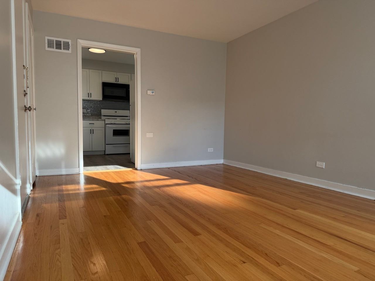 9133 La Crosse Ave #1S - Photo 2 of 10
