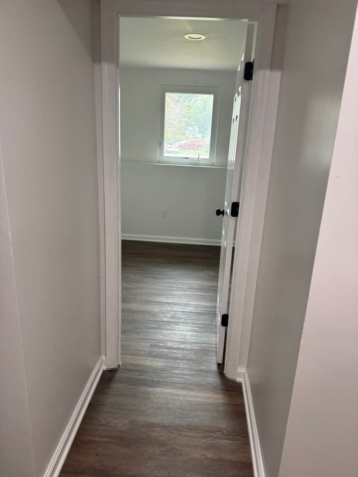 422 Lincoln St - Photo 5 of 17