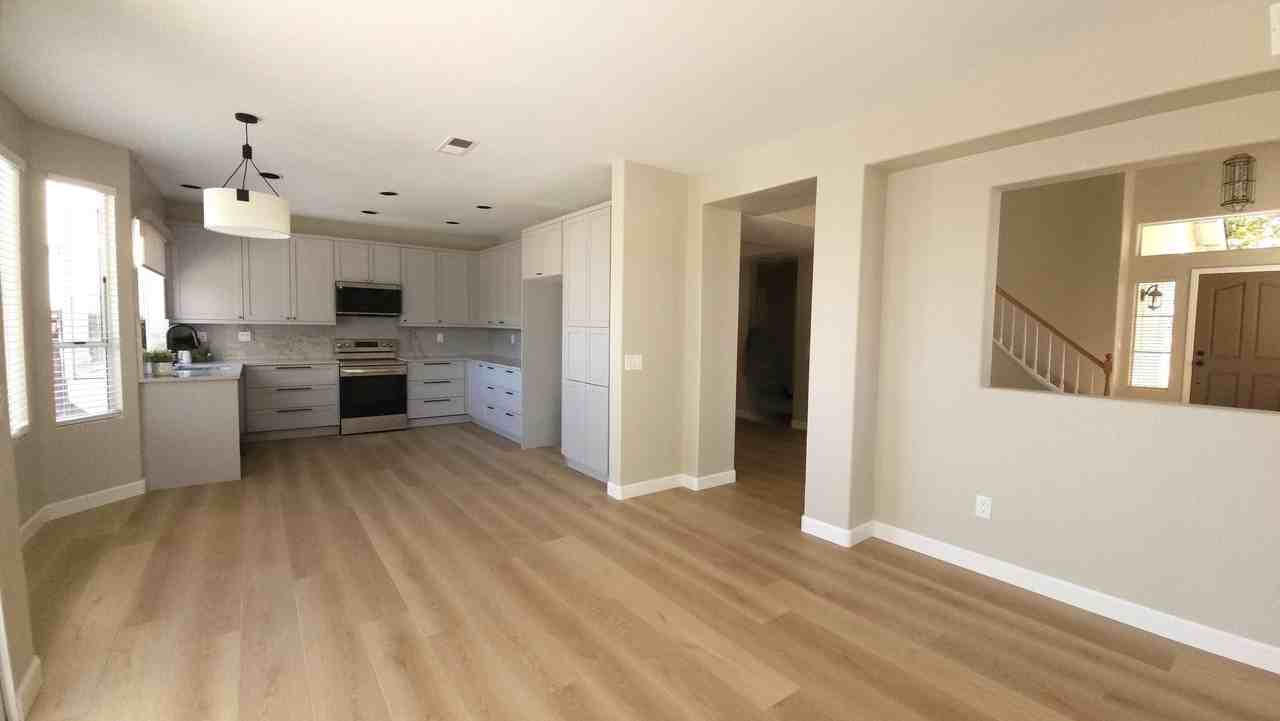 14188 Capewood Ln - Photo 5 of 12