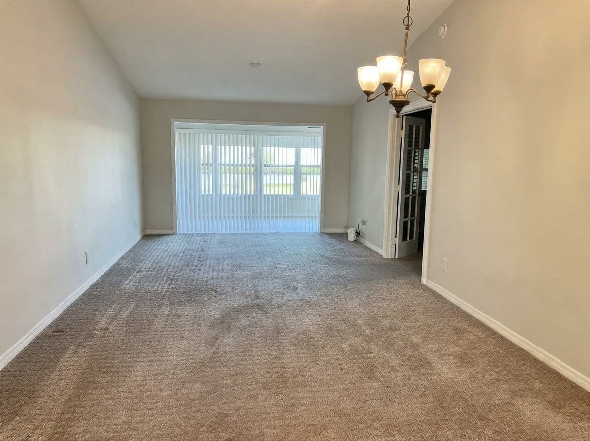 600 E Lake Jasmine Cir #203 - Photo 2 of 15