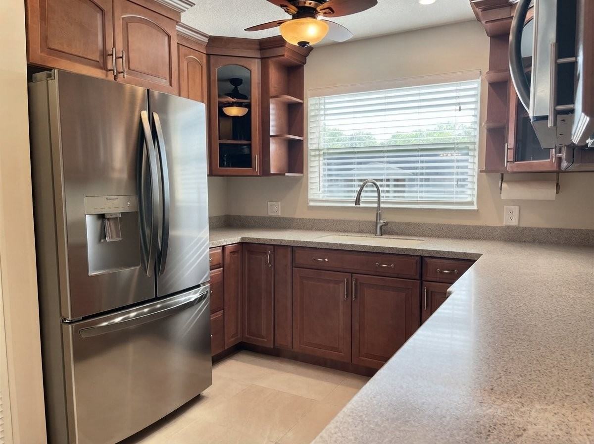 600 E Lake Jasmine Cir #203 - Photo 5 of 15