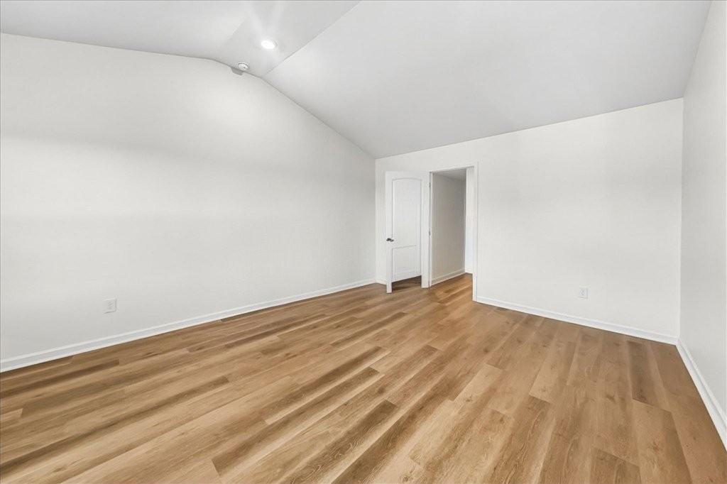 6045 Mason Tucker Dr - Photo 2 of 9