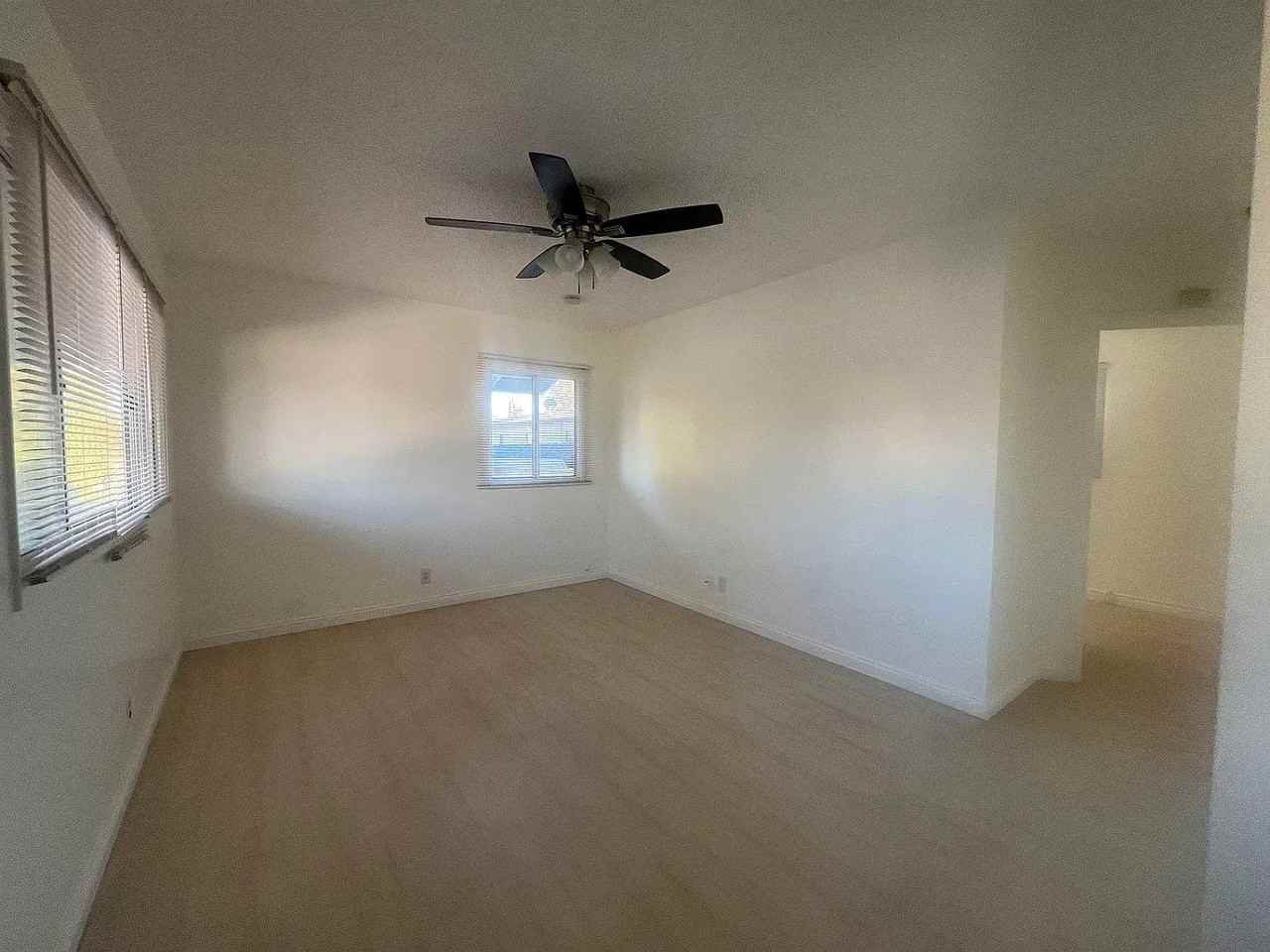915 Edith Ave #B - Photo 5 of 6