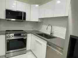 featured image of 420 N Villa Ct #102