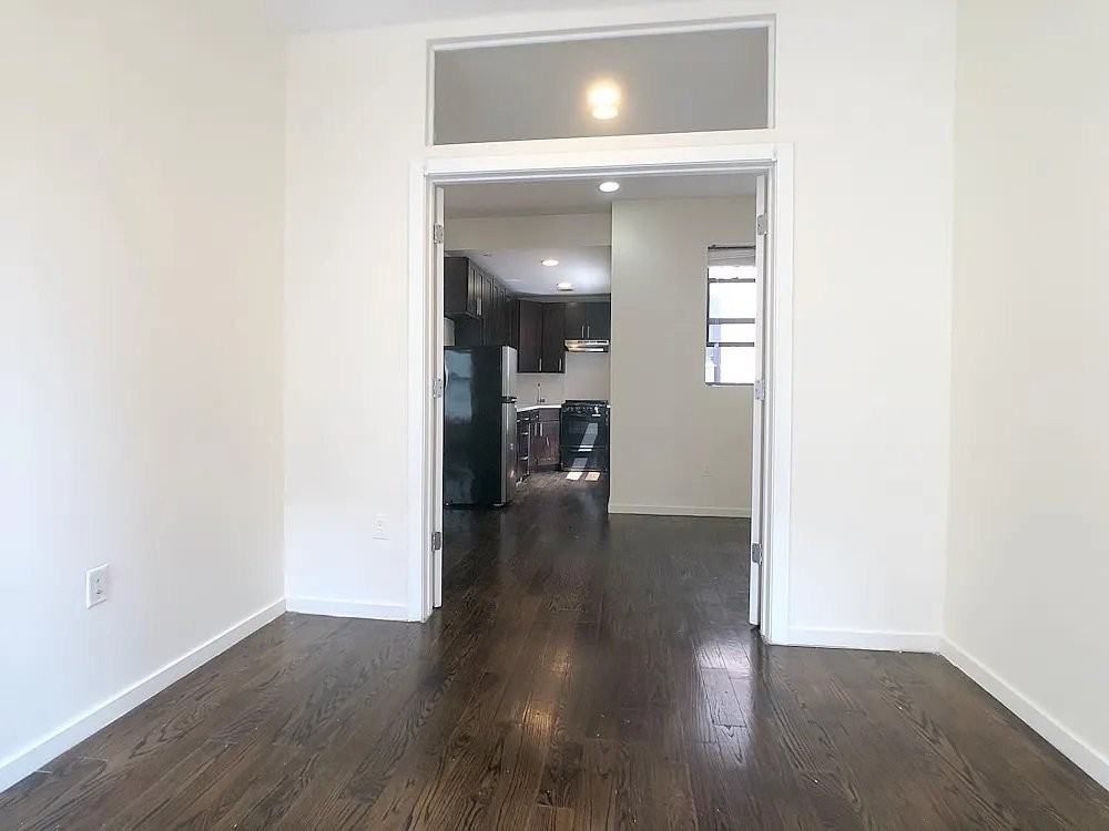 950 Nostrand Ave - Photo 3 of 9