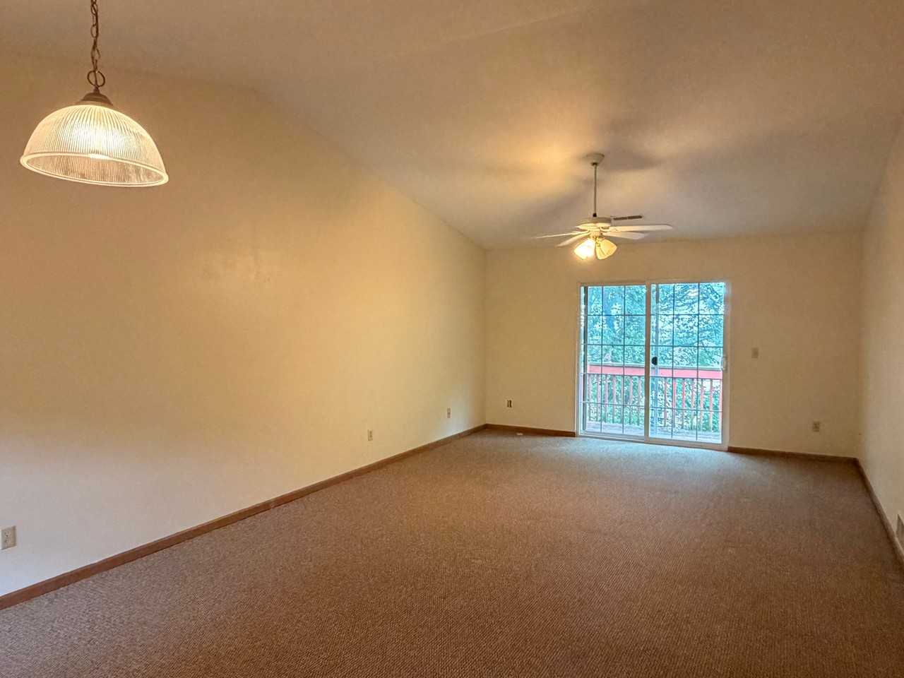 5467 Tall Pines Pkwy - Photo 2 of 12