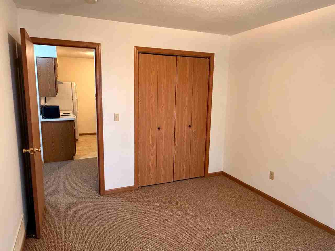 5467 Tall Pines Pkwy - Photo 7 of 12