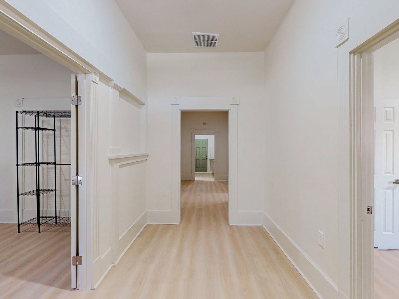 851 Mcdaniel St Sw - Photo 5 of 17