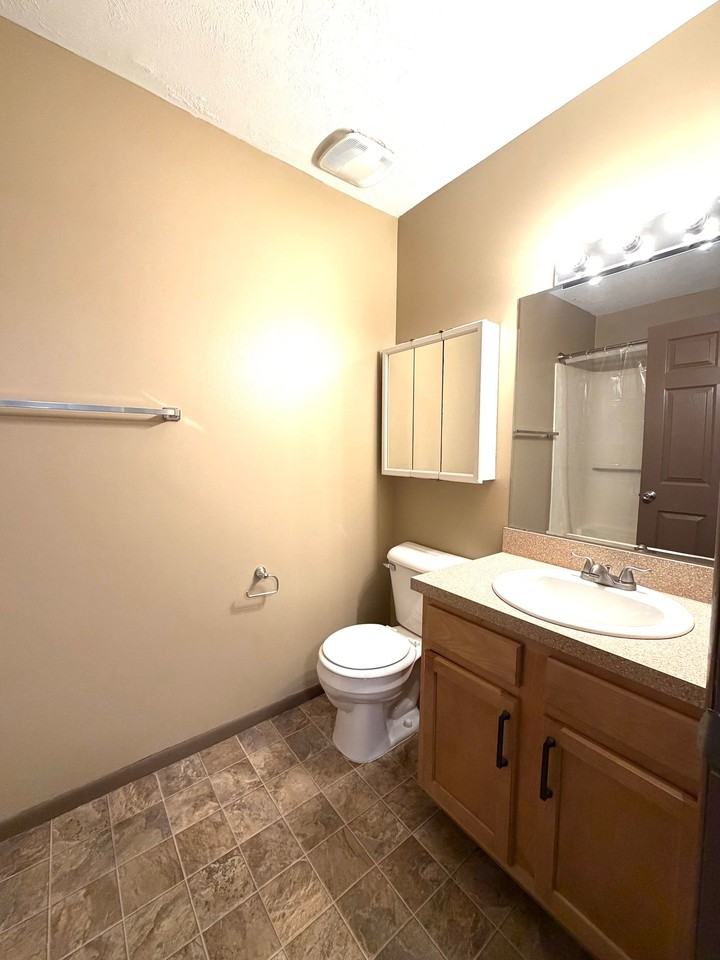 1832 Knox St #36 - Photo 7 of 10