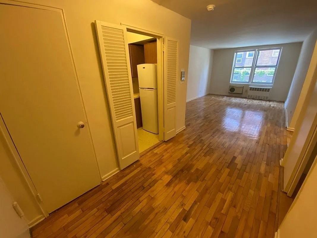71-40 Grand Central Pkwy #210 - Photo 3 of 10