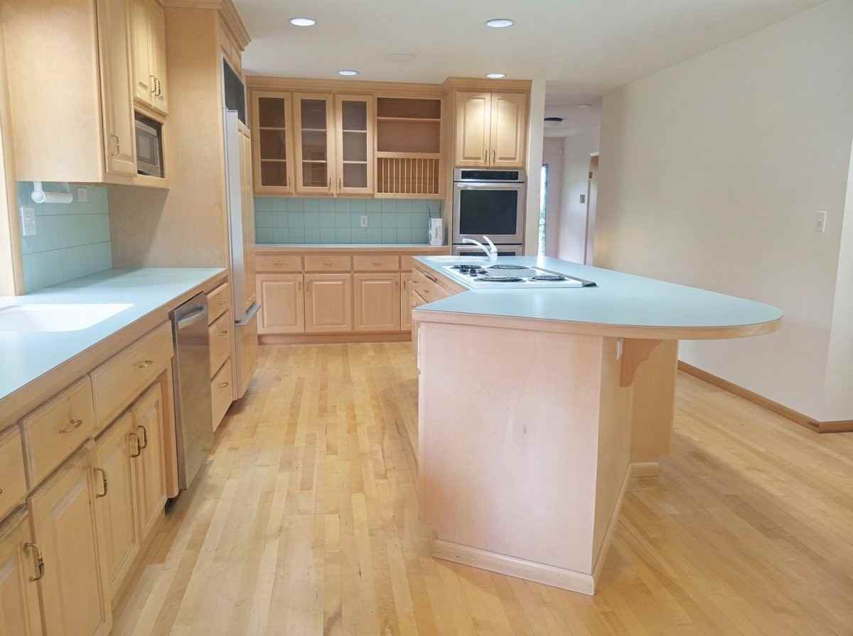 3112 89th Dr Se - Photo 2 of 11
