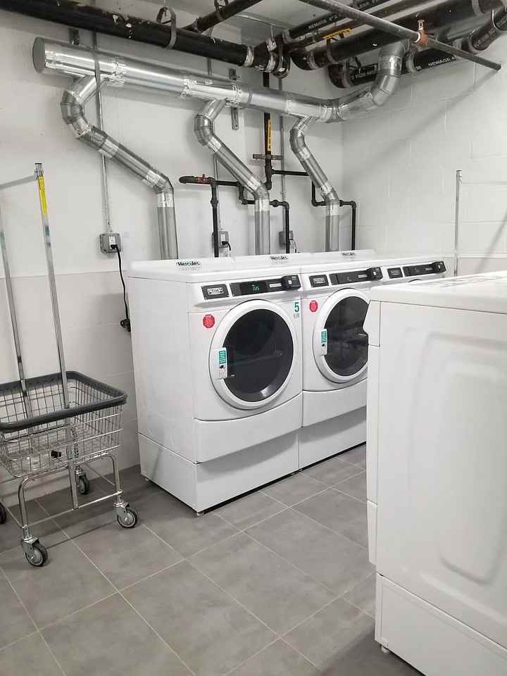 116-17 Grosvenor Ln #5B - Photo 7 of 8