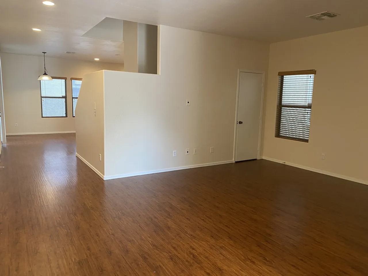 2475 S Sailors Ct - Photo 4 of 17