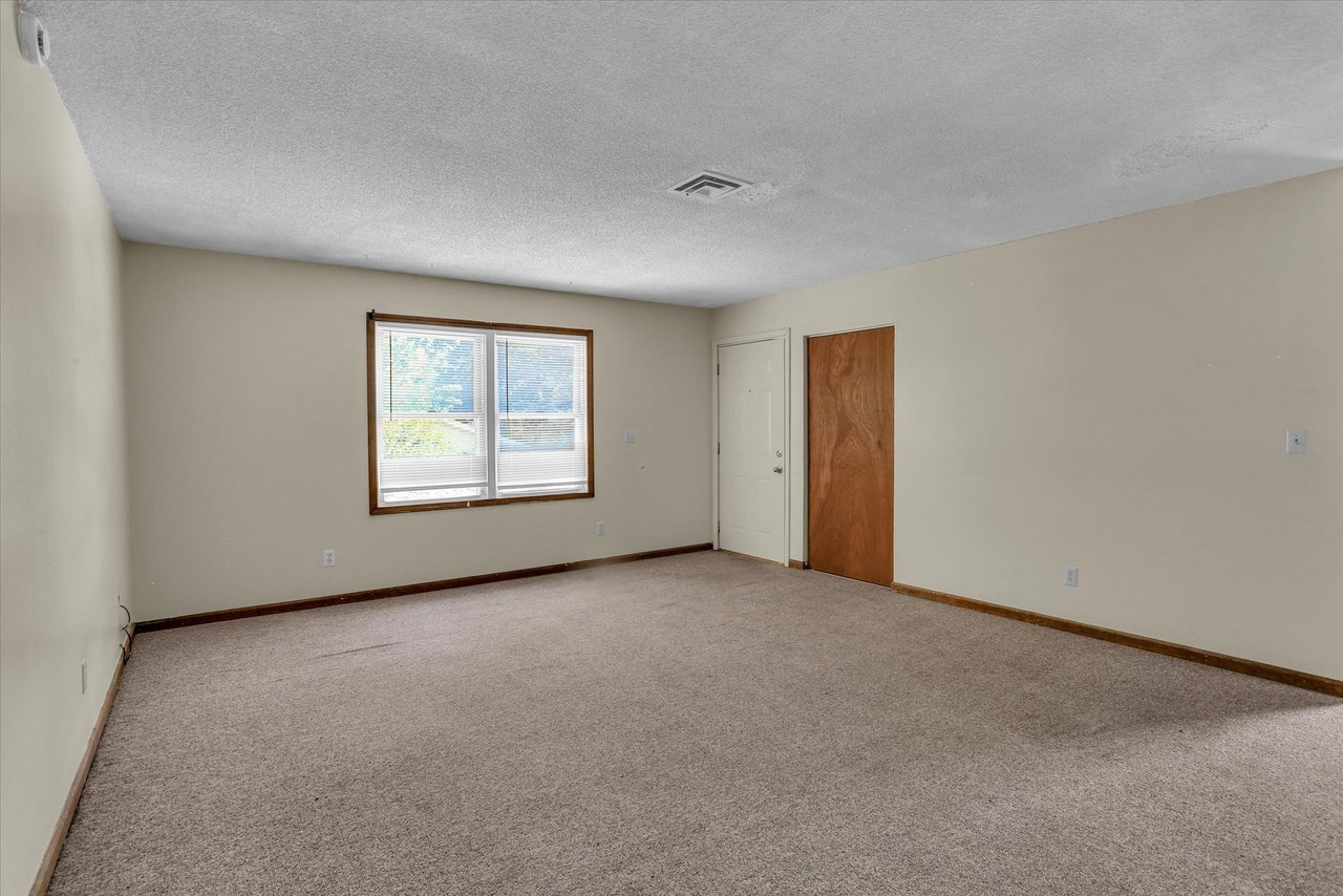 253 Keystone Drive - Photo 3 of 50