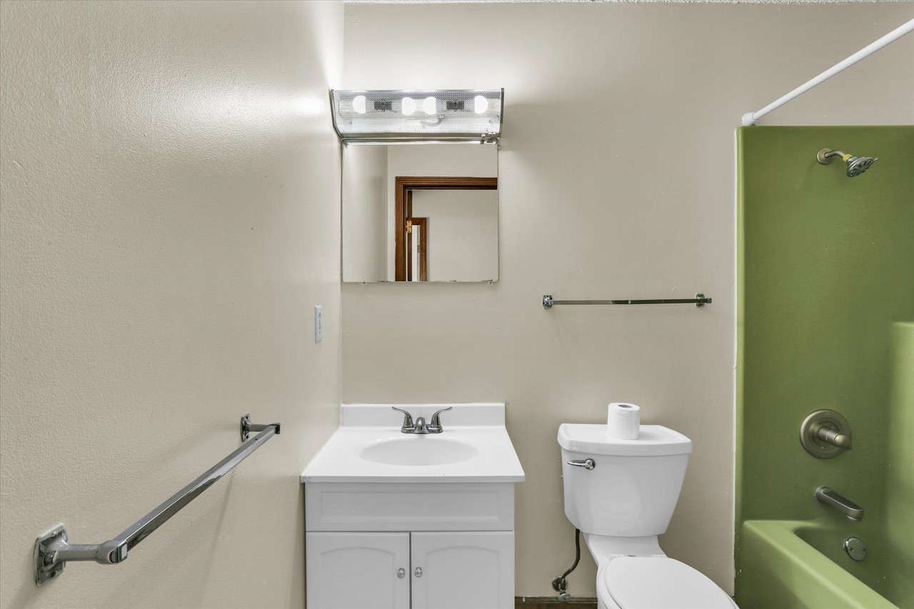 253 Keystone Drive - Photo 6 of 50