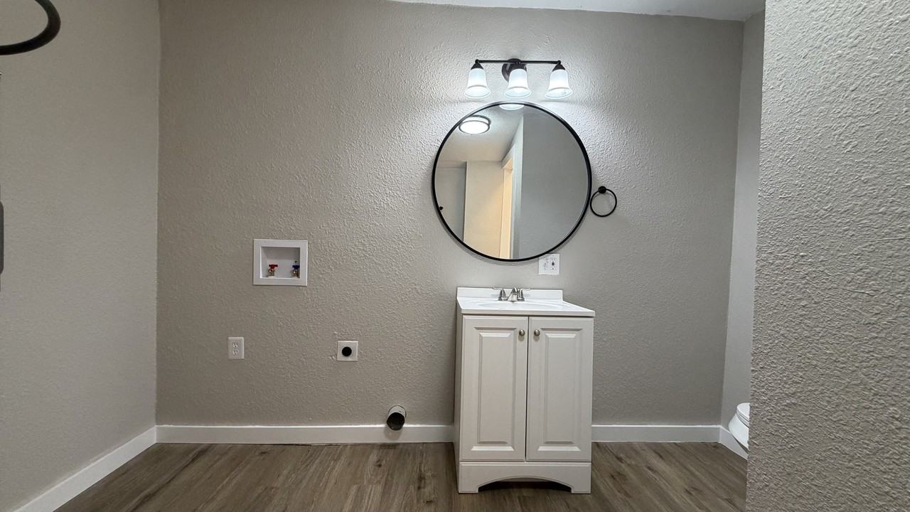 1401 Monterey Street - Photo 6 of 15
