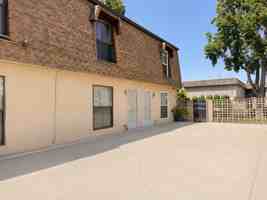 featured image of 3396 E Sierra Madre Ave