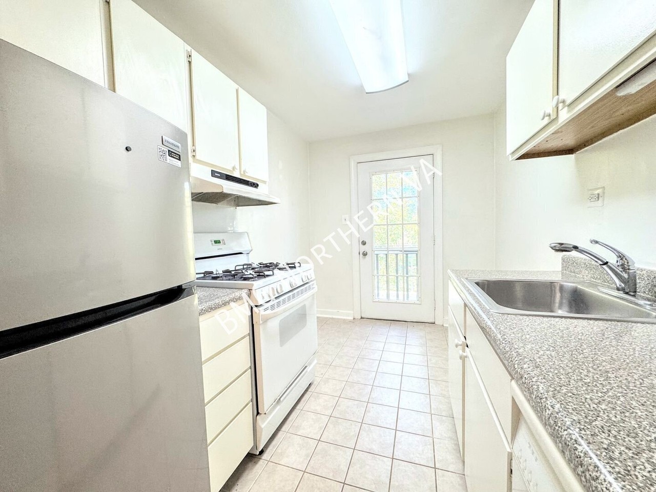 108 N George Mason Dr #108-2 - Photo 5 of 26