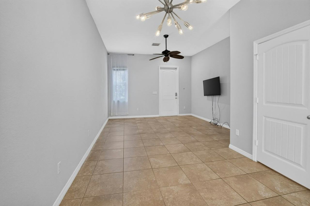 468 Francesca Ridge Road - Photo 4 of 40