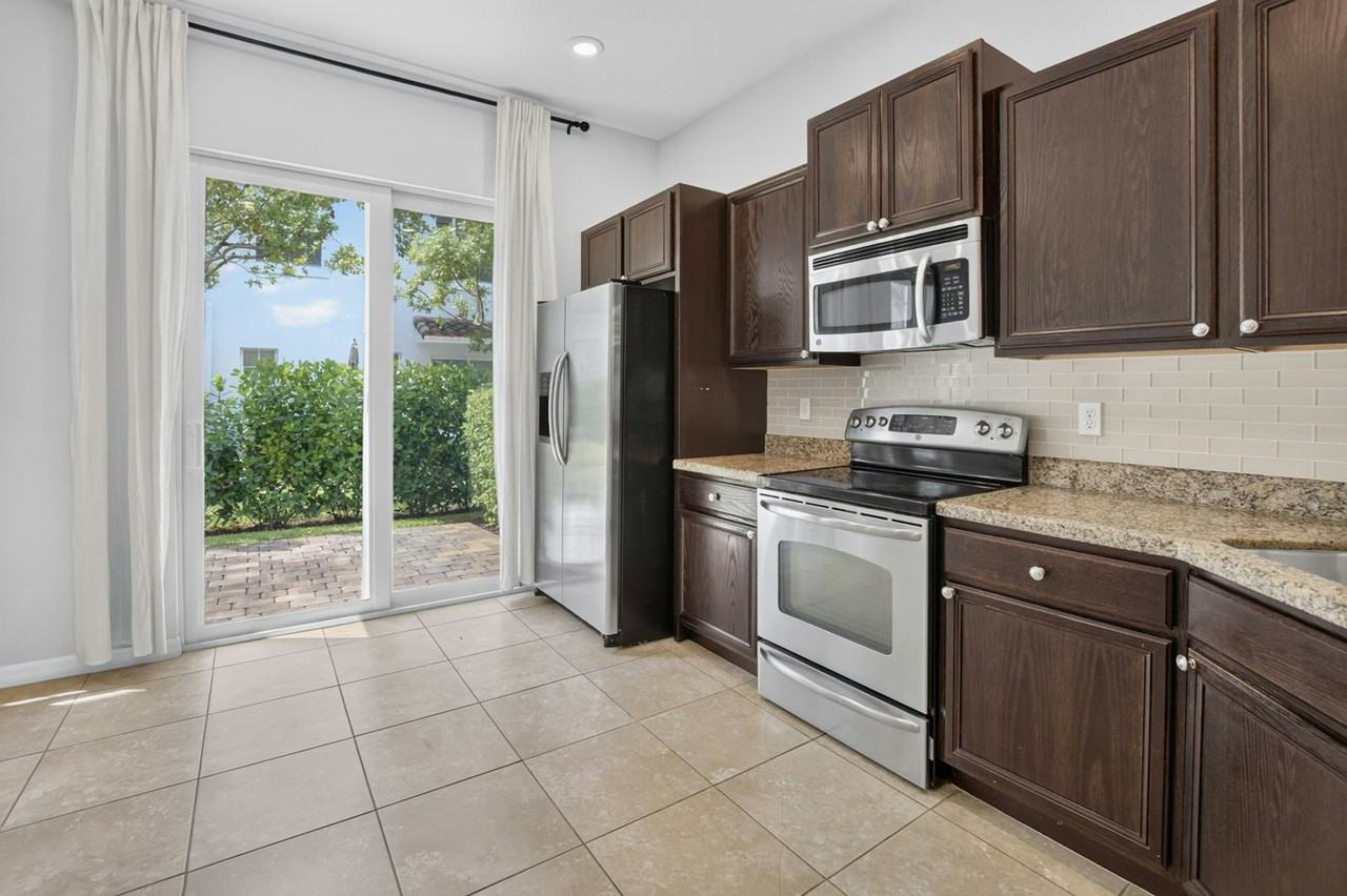 468 Francesca Ridge Road - Photo 7 of 40