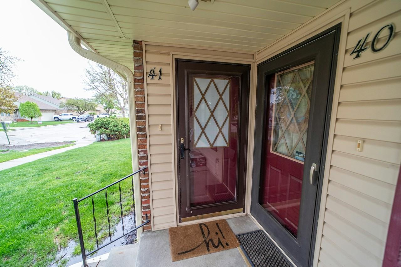 3027 West Capital Avenue - Photo 7 of 47