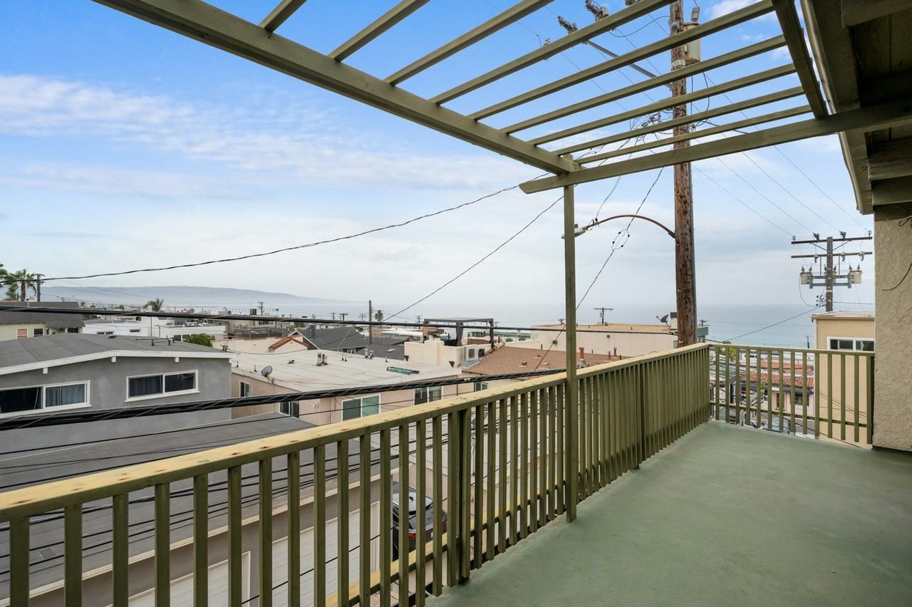 232 33rd Street - Photo 2 of 21