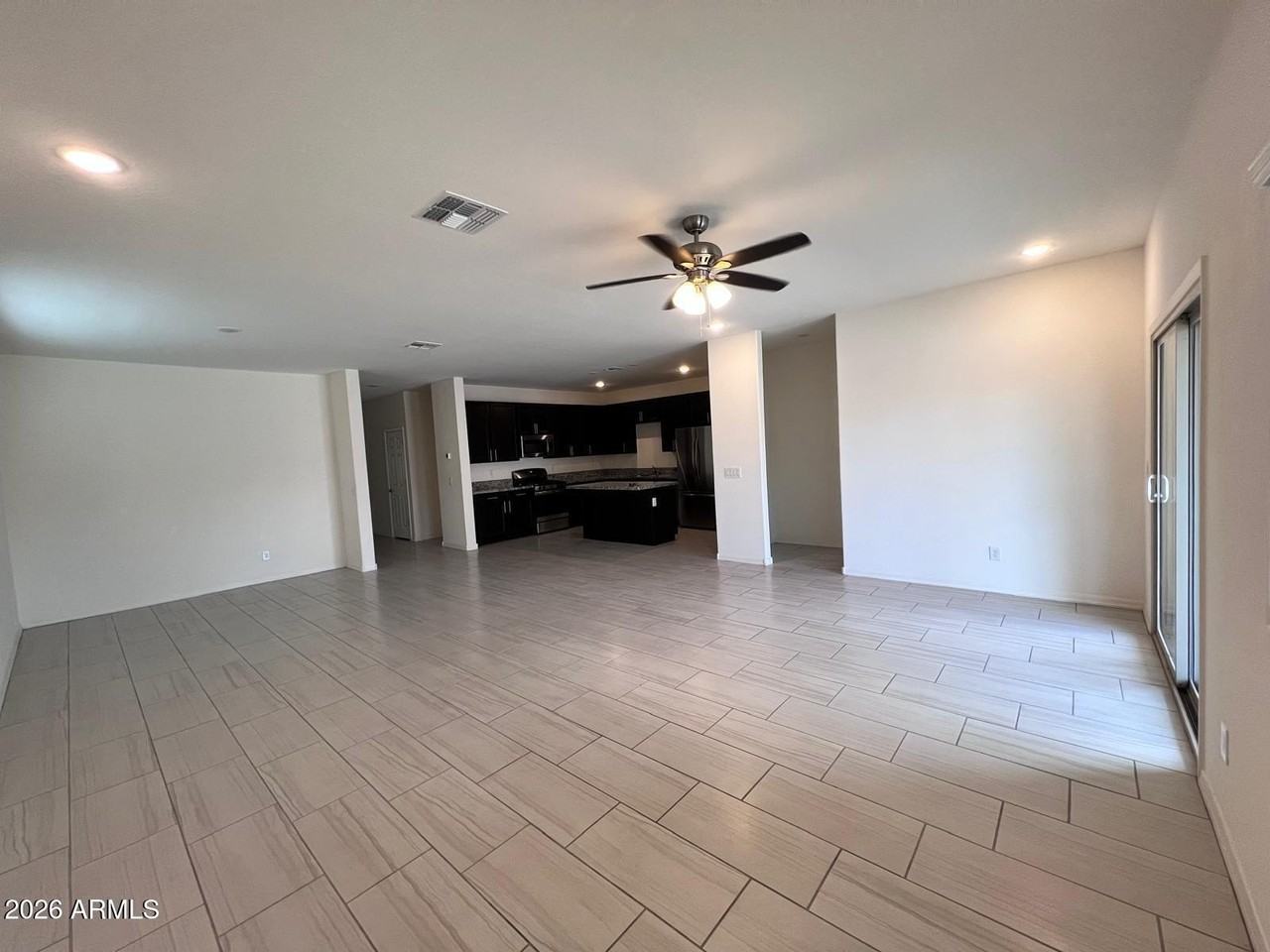 162 W Seven Seas Dr - Photo 4 of 24