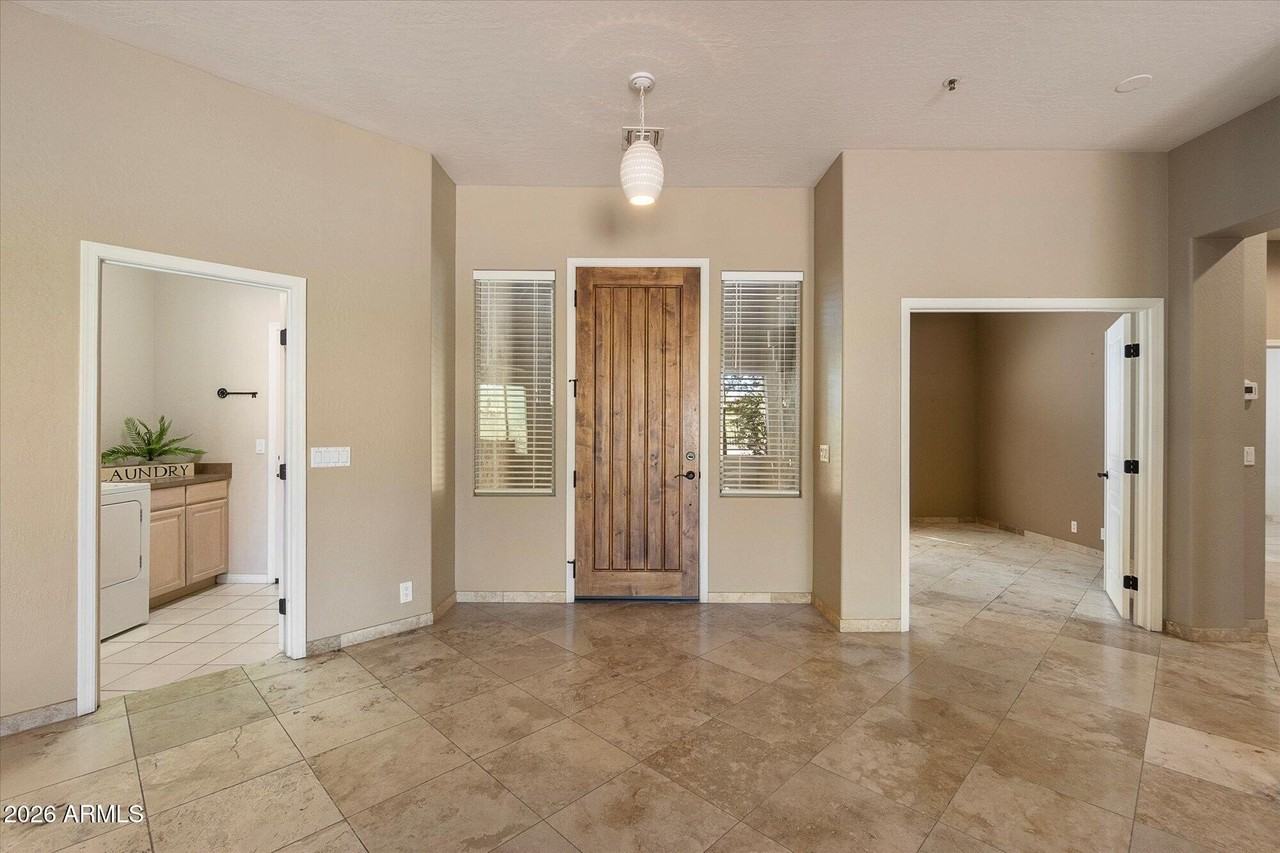 7146 E Night Glow Cir - Photo 4 of 36