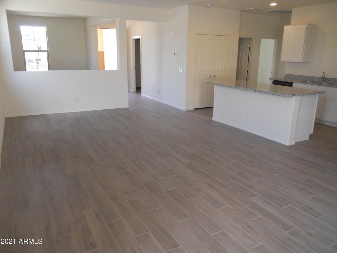 17728 W Jessie Ln - Photo 5 of 14