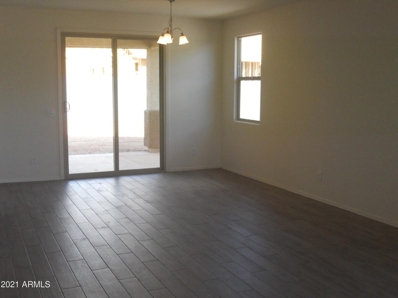 17728 W Jessie Ln - Photo 6 of 14