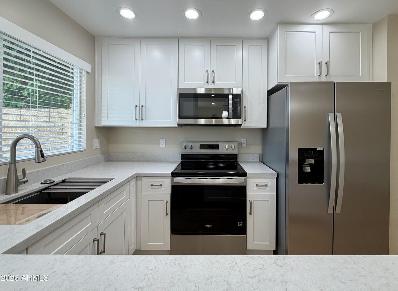 2507 E Villa Maria Dr - Photo 5 of 24