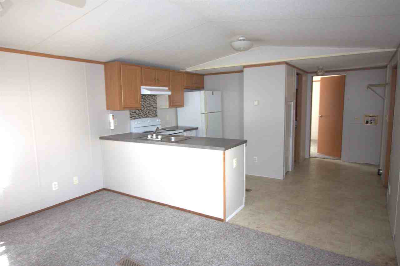 1036 N Main St - Photo 3 of 8