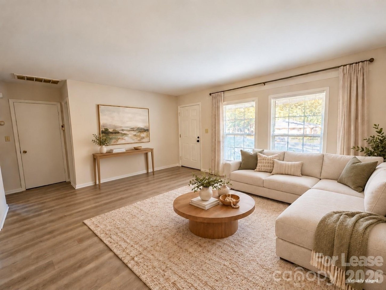 5006 Malibu Dr - Photo 2 of 6