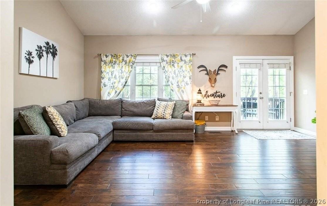 7000 Pine Rd - Photo 2 of 21