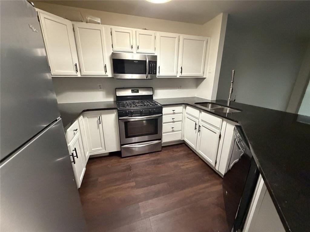 3253 Tennington Pl - Photo 5 of 10
